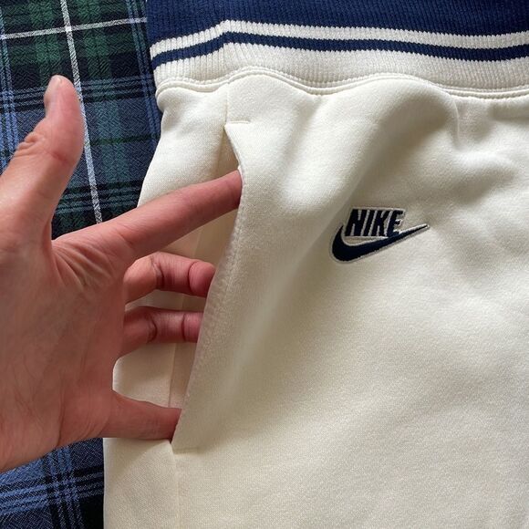 NWT Nike Women's Phoenix High Rise Exeter Pants Sail Women L(FQ6216-133)MSRP$80 - Picture 11 of 13